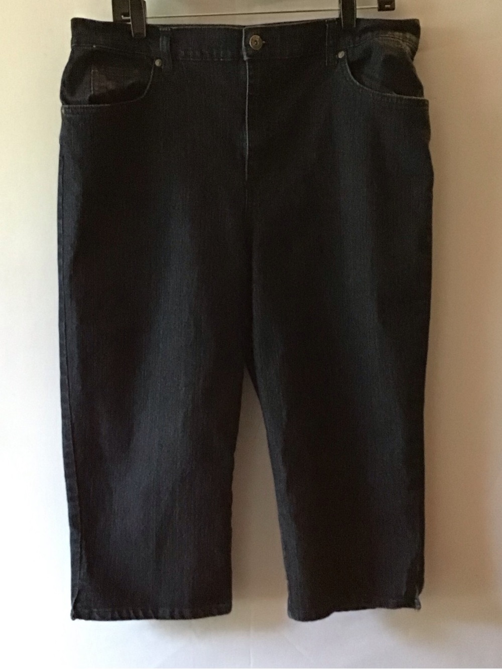 381 Gloria Vanderbilt Blue Denim Cropped Pants